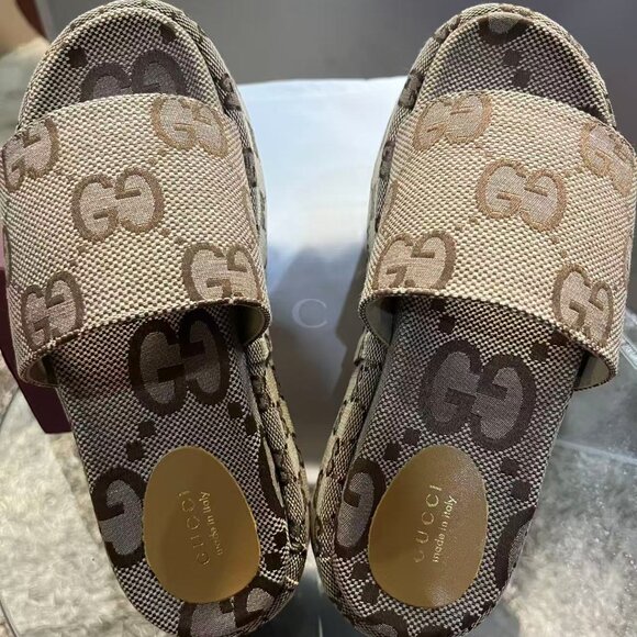 Gucci GG Platform Slide Sandal - Picture 1 of 6